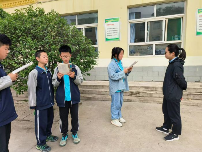 以教為翼，助力鄉(xiāng)村教育振翅 ——安徽理工大學(xué)外國語學(xué)院學(xué)子赴山西開展暑期社會實踐活動 ?