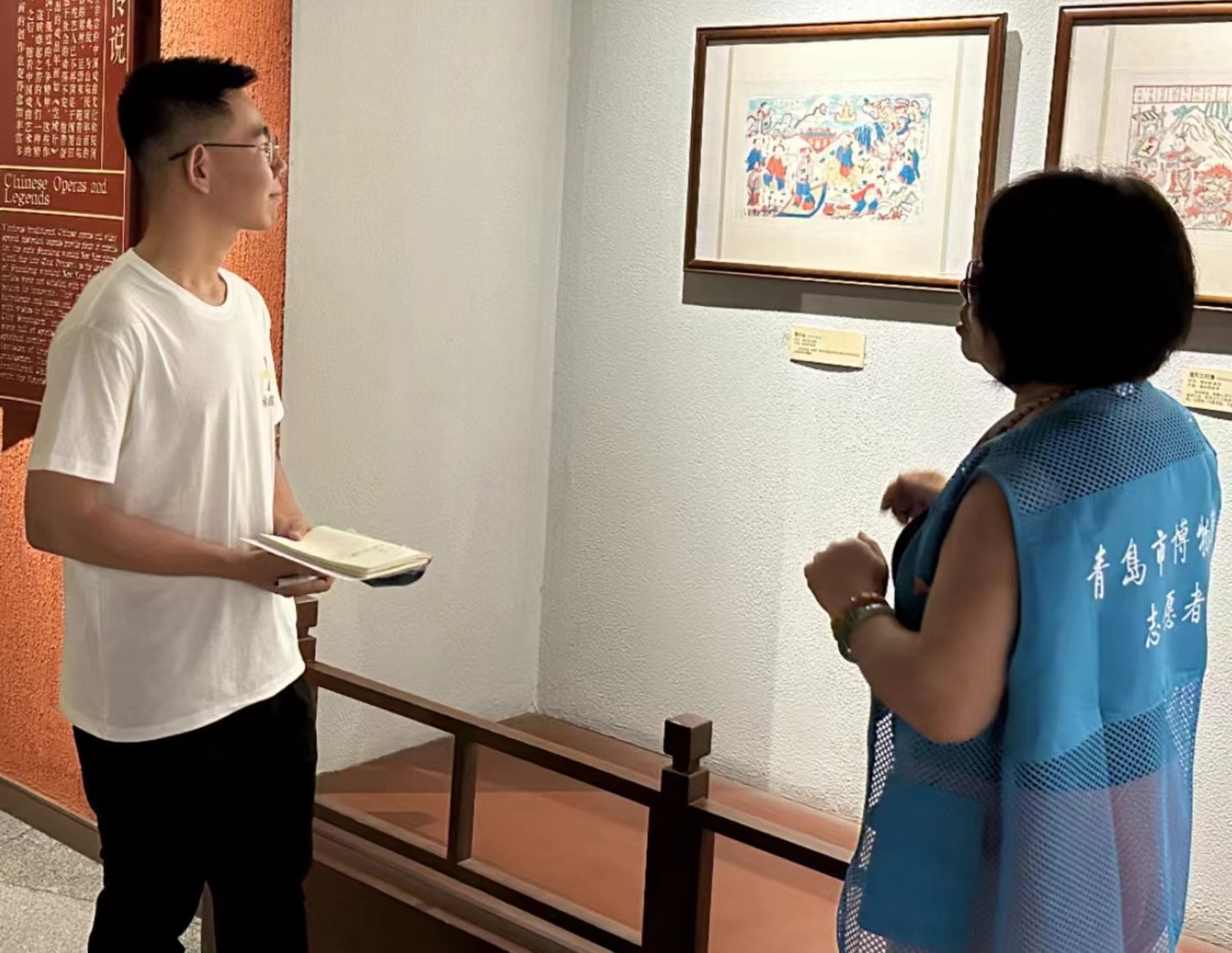 木版年畫古藝探尋，當代傳承實踐出新 ——山東財經(jīng)大學“承古探美”青島分隊調研宣