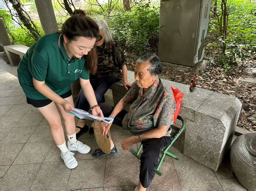 巢湖學院數學與大數據學院赴同大鎮“智造農業，數聯鄉村”智慧農業發展調研團——巢