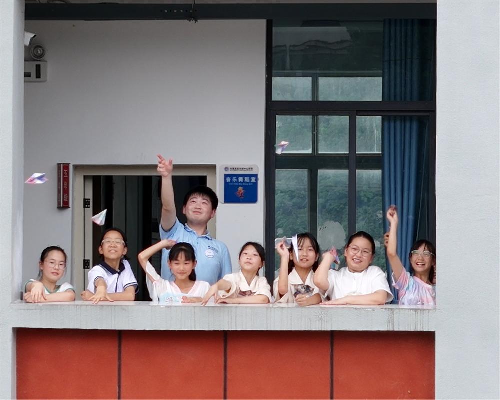 雛鷹計劃暑期社會實踐隊初至縣河鎮，開啟實踐新篇章