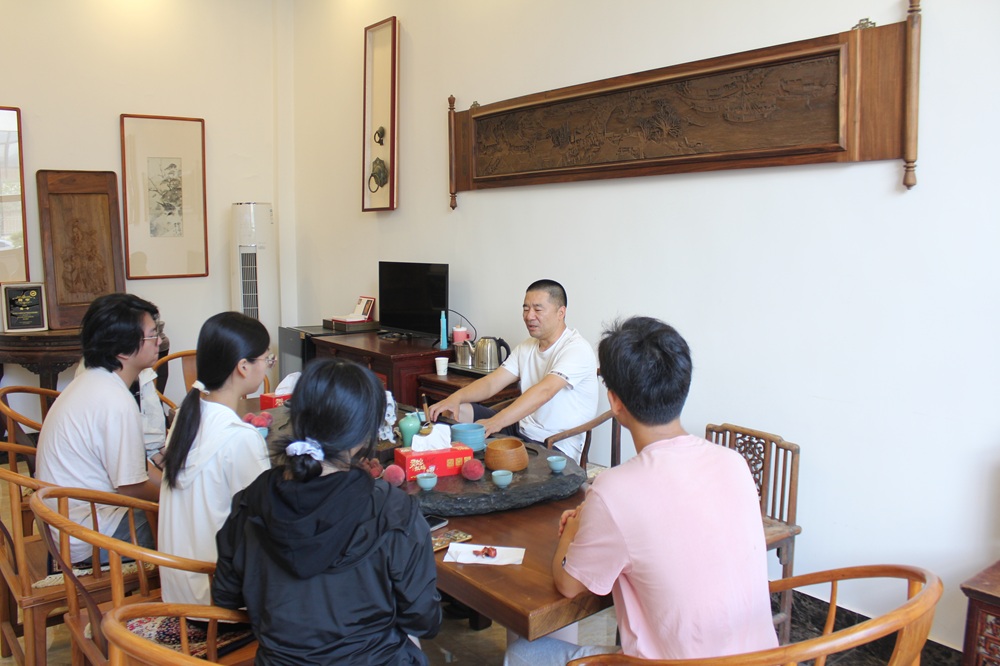 政策助力下探訪東陽木雕小鎮?陳一中與胡先民藝術館展非遺魅力