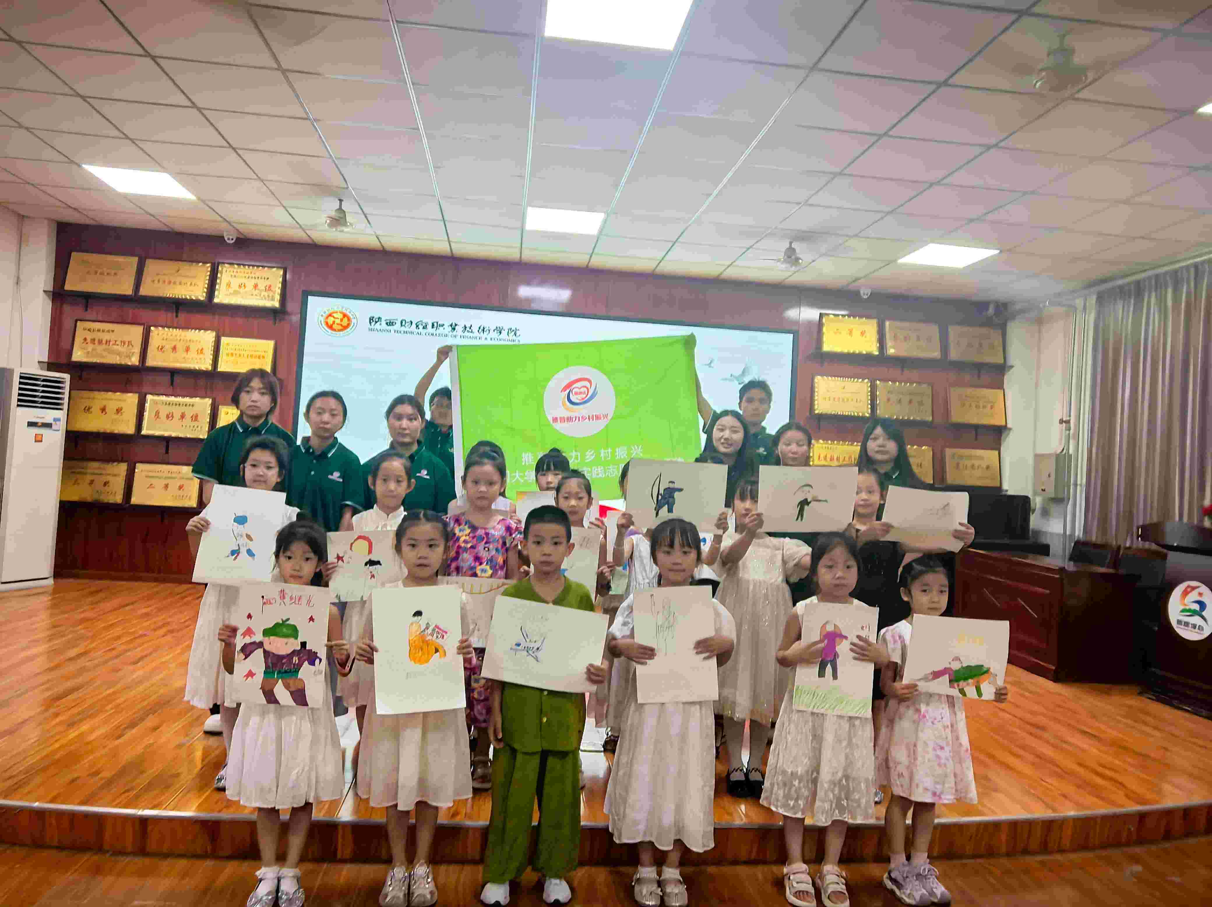 紅音筑夢入鄉野，推普賦能助振興：陜財職院“紅音筑夢”推普實踐團“三下鄉”實踐紀實