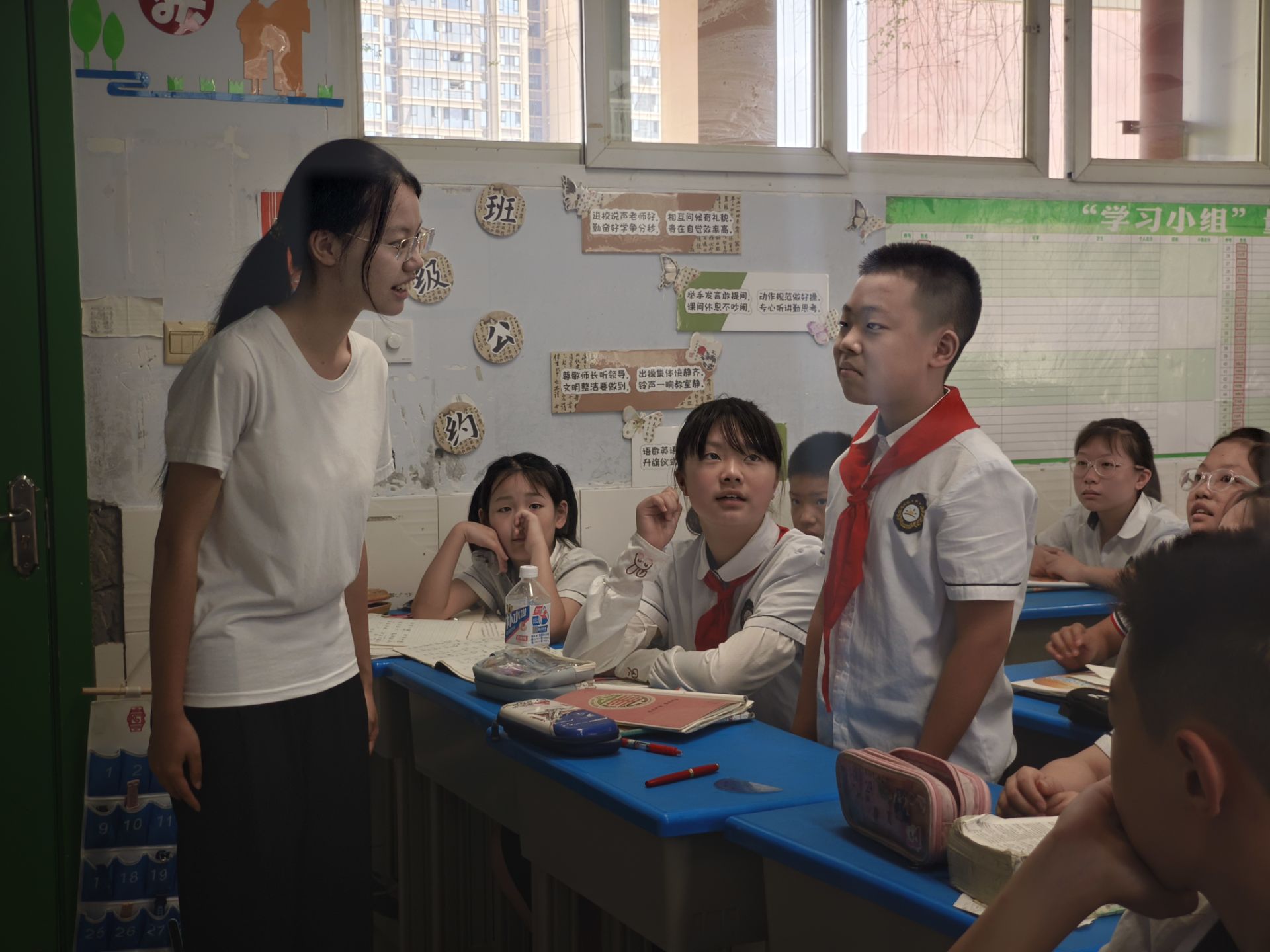 深海光影啟童心，自然智慧潤新知--知行暑期社會實踐小隊赴城北小學開展實踐活動