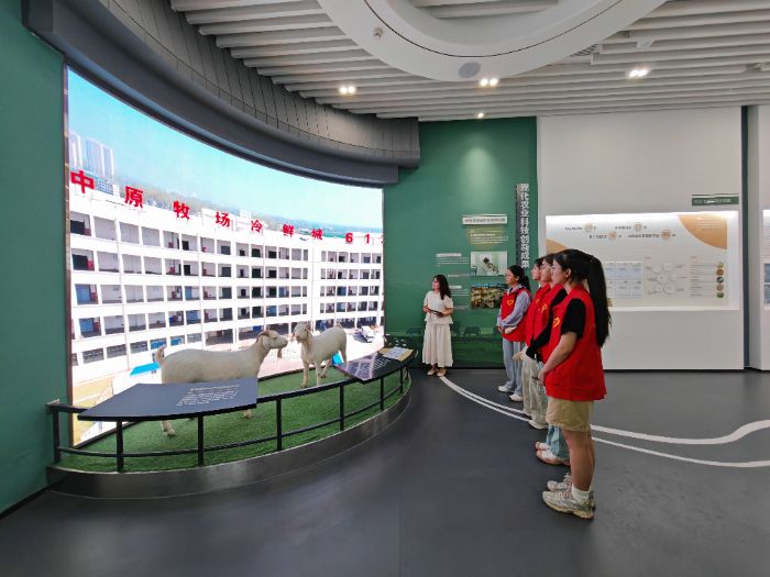 三天青耘路，滿載臨泉情 ——青耘行動隊