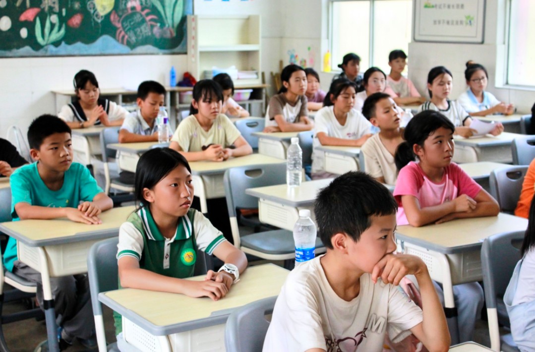 以語為橋連鄉(xiāng)野，同心共筑振興夢——陜西理工大學(xué)聚力推普·聲動鄉(xiāng)野實踐團(tuán)赴南鄭區(qū)開展實踐活動