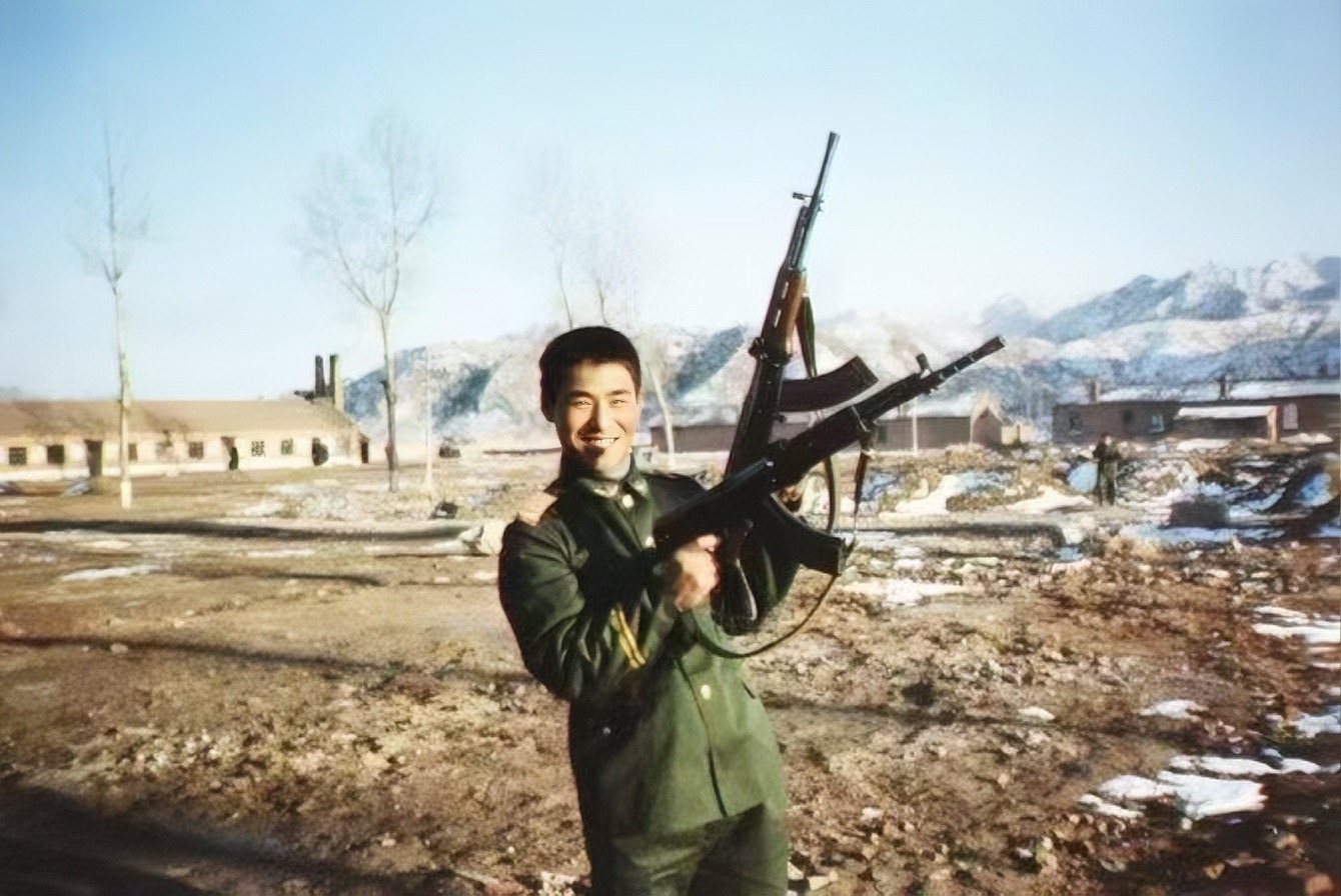 篤行實踐暖京韻，青春聚力譜華章