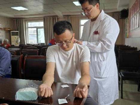 華園藥院學子“三下鄉”：賦能醫療健康，筑夢鄉村振興