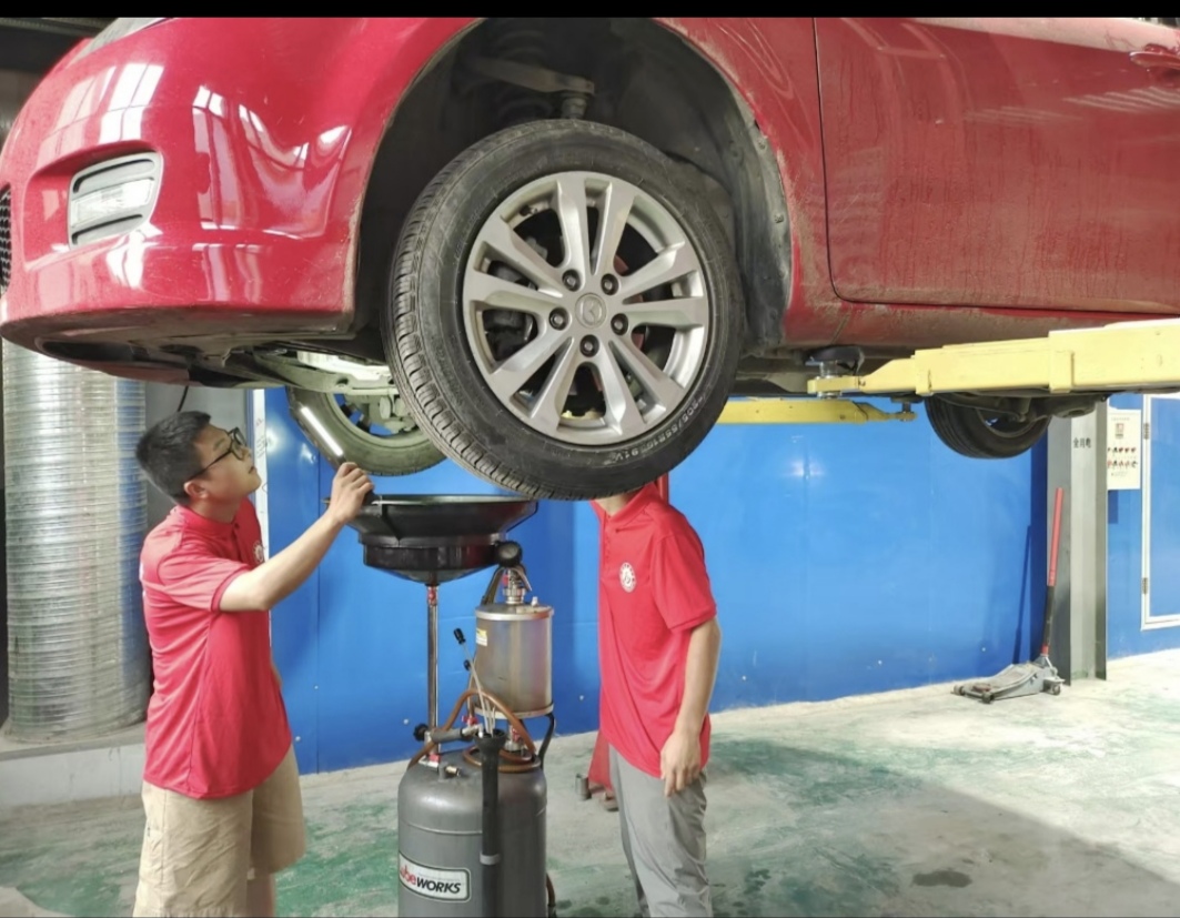 就業(yè)創(chuàng)業(yè)實踐團|見真知實踐隊前往陜西寶雞市汽車修理廠開展社會實踐