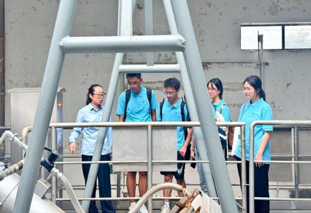 青春護水赴黔行，科普播綠譜新聲  ——河海大學六盤水愛綠護水環保科普調研小分隊低碳科普與生態實踐