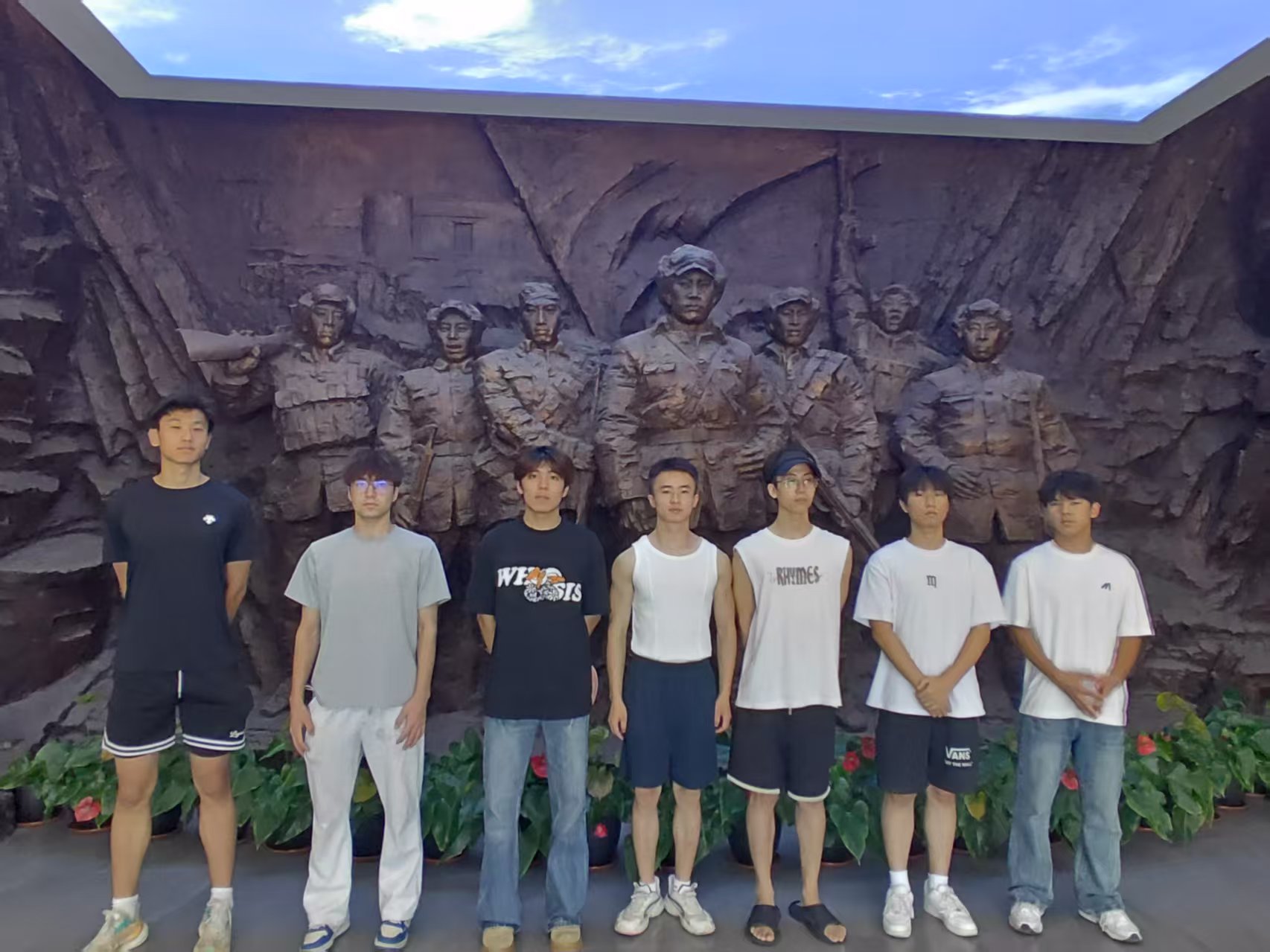  遼工學子三下鄉：走進配水池戰斗遺址，感悟革命精神力量