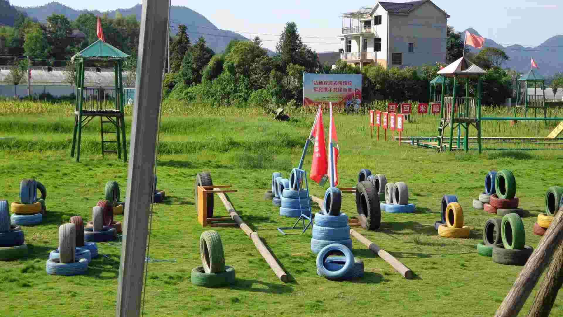 探索軍旅之夢(mèng)，尋覓致富之路，法治青年行！