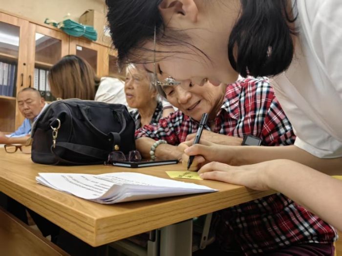 蘇城實踐團深耕調研，解碼老年群體智能機器人需求