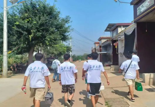 長安大學赴河南洛陽暑期實踐隊開展青少年心理健康調研工作